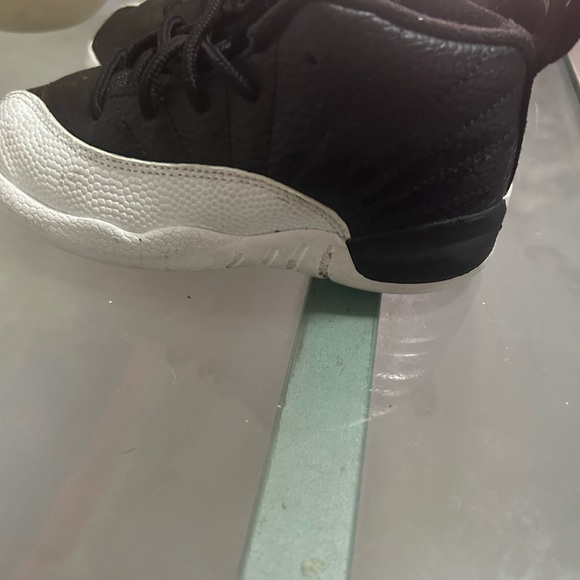 Jordan size 9 - Picture 2 of 2